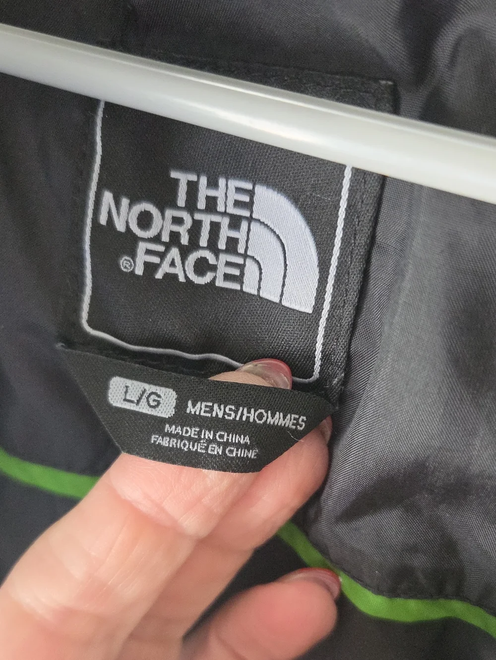 Men’s The North Face HyVent Jacket Men Large